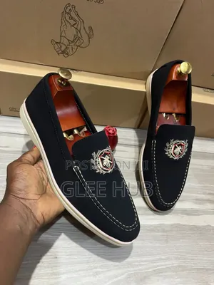 Dry Suede Flat Shoes