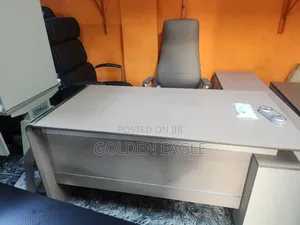 1.6 Executive Office Table
