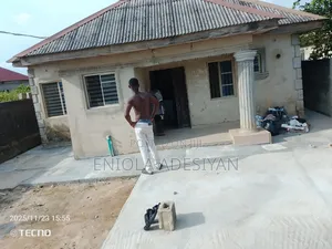 Furnished 2bdrm Block of Flats in Morekete, Igbogbo for rent