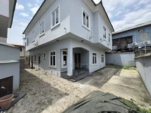 4bdrm Duplex in Ikota for sale