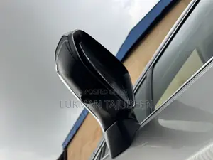Lexus RX 350L Luxury FWD 2019 Gold