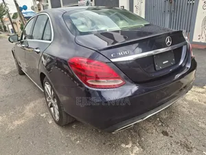 Mercedes-Benz C300 Base 4Matic Sedan AWD (2.0L 4cyl 7A) 2017 Blue