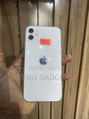 Apple iPhone 11 64 GB White