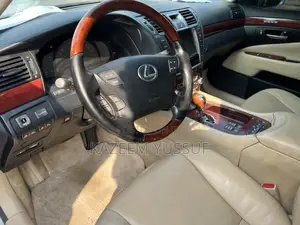 Lexus LS 600h AWD 2010 Silver