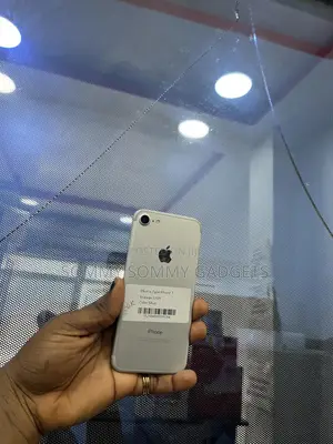Apple iPhone 7 32 GB