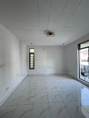 4bedroom Semi Detached Duplex for Sale.