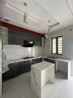 4bedroom Semi Detached Duplex for Sale.