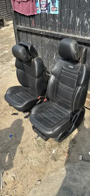 Complete Front and Back Seats for Gle63s Amg