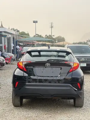 Toyota C-HR XLE FWD 2020 Black