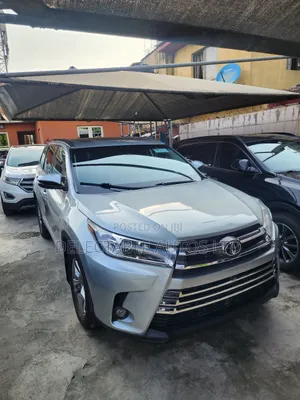Toyota Highlander Limited Platinum 4x4 V6 (3.5L 6cyl 8A) 2018 Blue