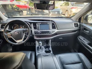 Toyota Highlander Limited Platinum 4x4 V6 (3.5L 6cyl 8A) 2018 Blue