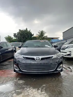 Toyota Avalon XLE 4dr Sedan (3.5L 6cyl 6A) 2014 Black