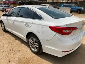 Hyundai Sonata ECO Sedan FWD (1.6L 4cyl 7A) 2017 White