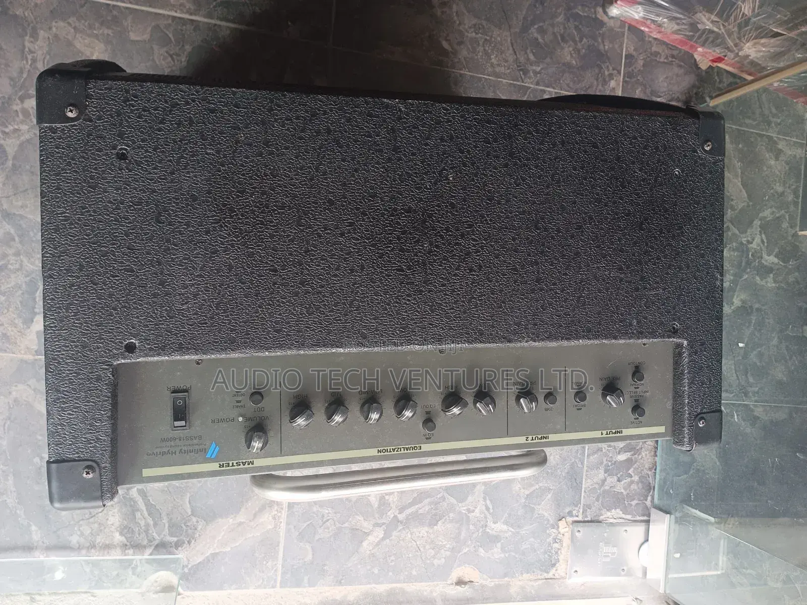Infinity Hydrive Bass 18inchies 600w