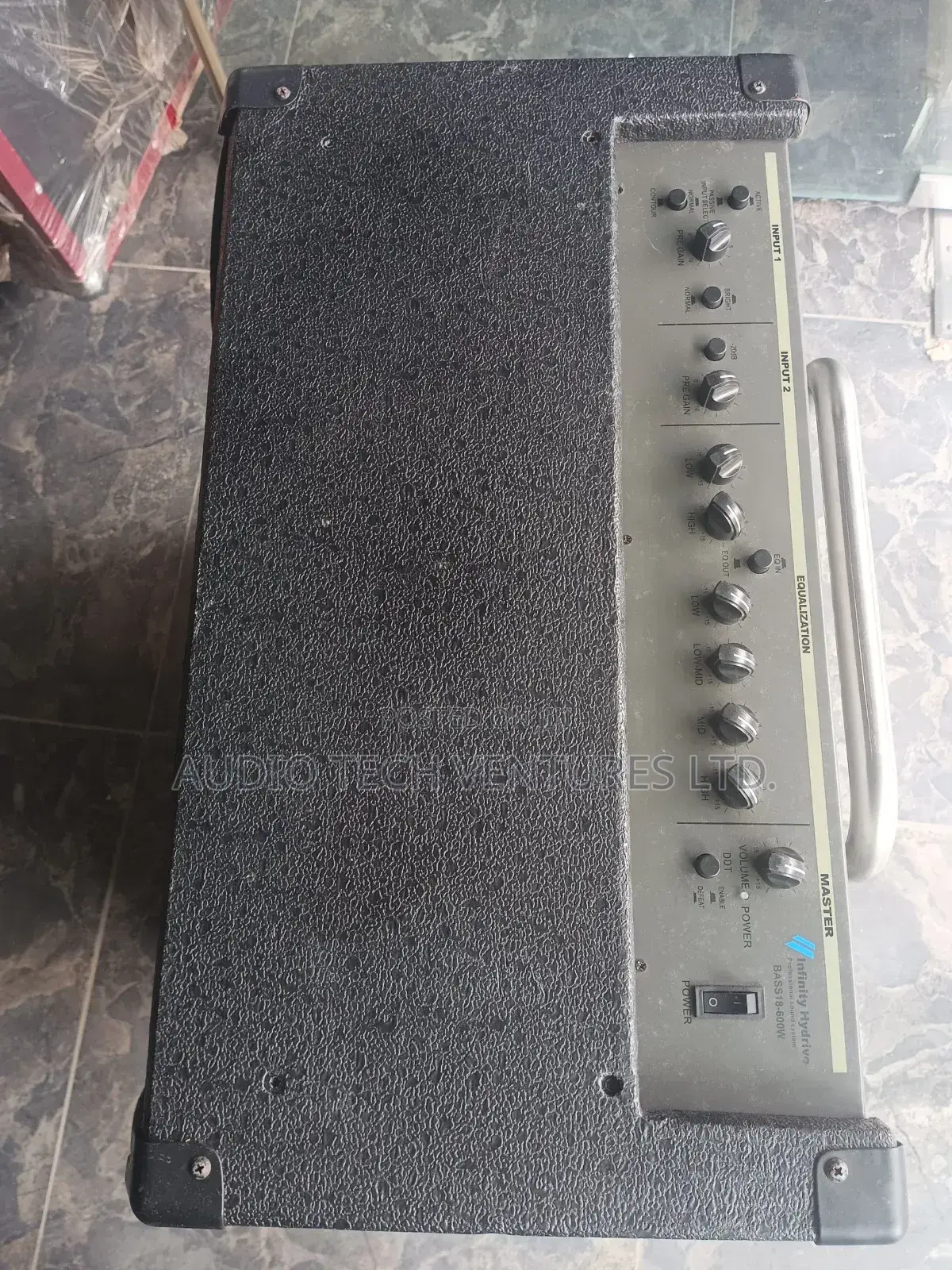Infinity Hydrive Bass 18inchies 600w