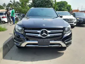 Mercedes-Benz GLC-Class 2017 Black