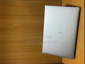 Laptop Dell Precision 5560 16GB Intel Core i7 SSD 512GB