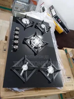 Polystar Ultraglass 5-Burner Gas Cooker.