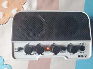 Lekato Mini Guitar Amplifier