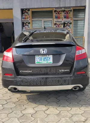 Honda Accord Crosstour EX-L w/Navigation 2013 Brown