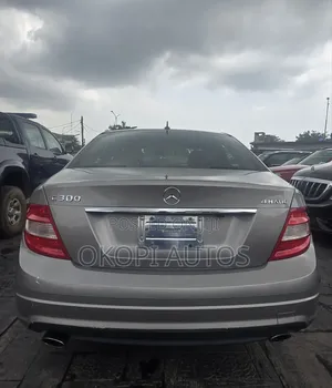 Mercedes-Benz C300 Sport Sedan AWD (3.0L 6cyl 7A) 2009 Gray