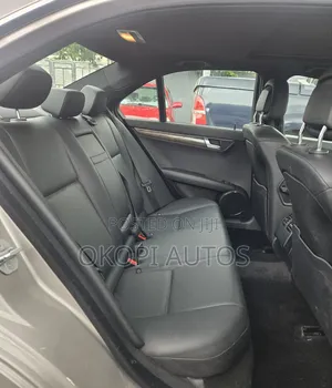 Mercedes-Benz C300 Sport Sedan AWD (3.0L 6cyl 7A) 2009 Gray