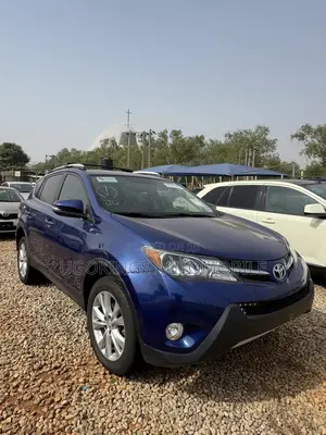 Toyota RAV4 Limited AWD (2.5L 4cyl 6A) 2016 Blue