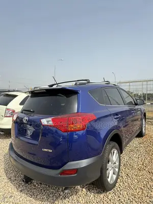 Toyota RAV4 Limited AWD (2.5L 4cyl 6A) 2016 Blue