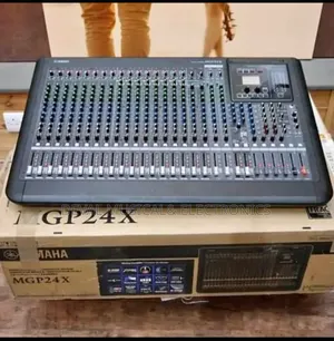Semi Digital Mixer 24x