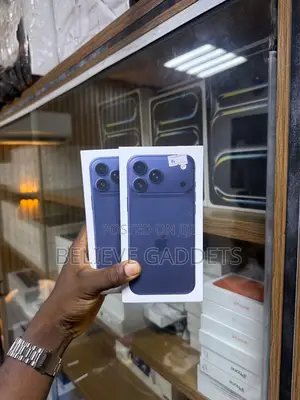 New Apple iPhone 17 Pro Max 512 GB Blue