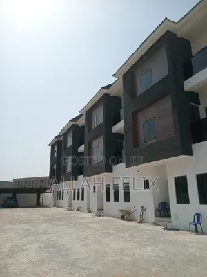 4bdrm Duplex in Jahi for sale