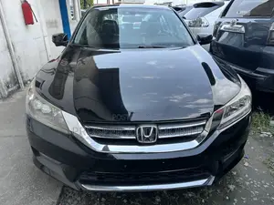 Honda Accord Touring V-6 4dr Sedan (3.5L 6cyl 6A) 2014 Black