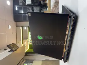 Laptop MSI Raider GE78HX 32GB Intel Core i7 SSD 1T