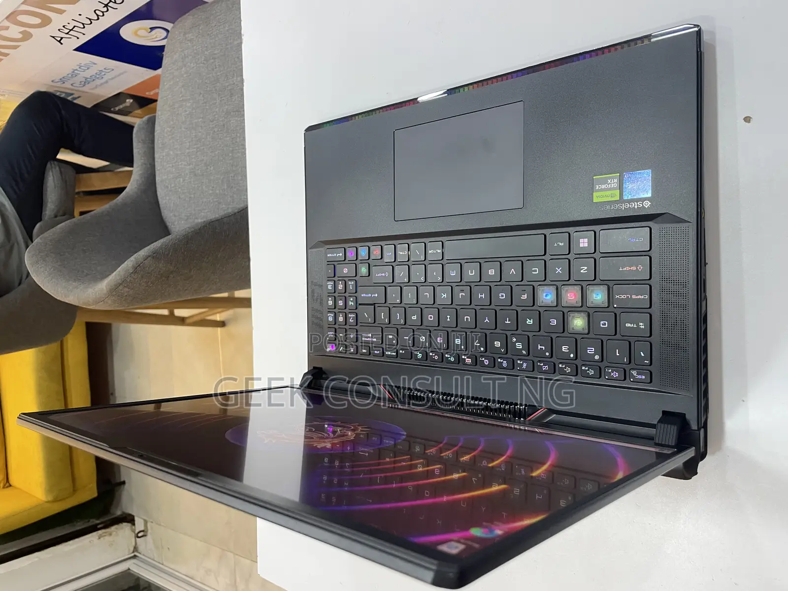 Laptop MSI Raider GE78HX 32GB Intel Core i7 SSD 1T