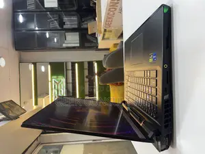 Laptop MSI Raider GE78HX 32GB Intel Core i7 SSD 1T