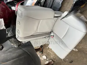 Complete Seat Toyota Highlander 2004-06 Available Ash Color