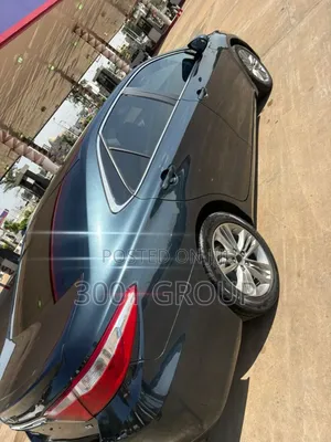 Toyota Camry SE 4dr Sedan (2.5L 4cyl 6A) 2016 Black