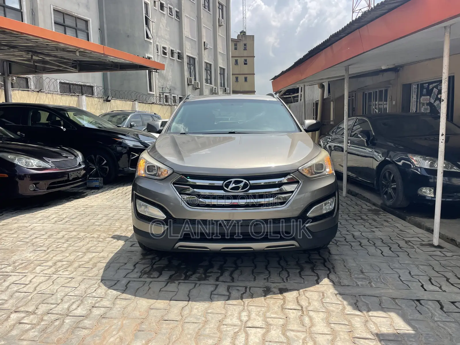 Hyundai Santa Fe 2013 Gray