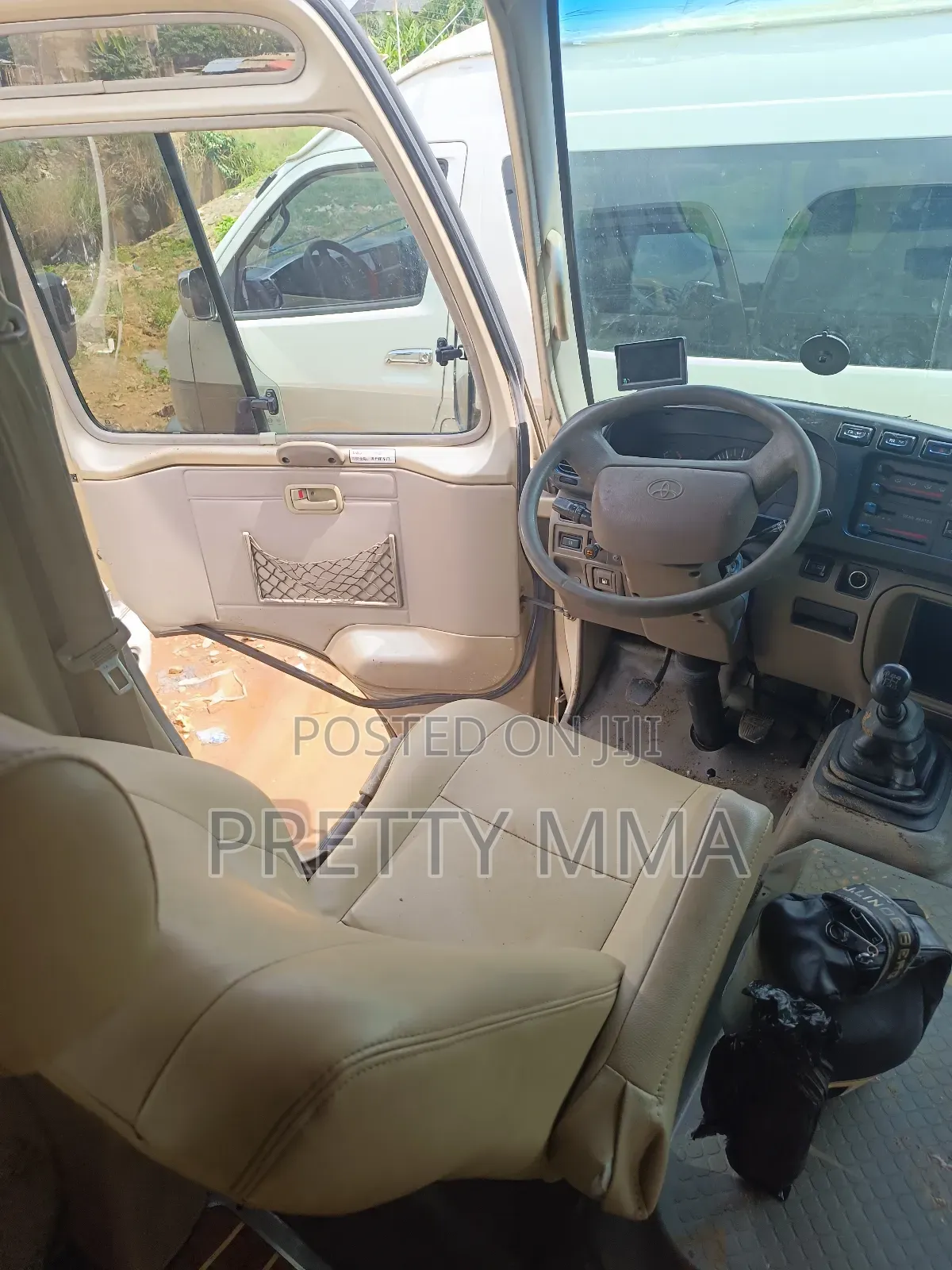Toyota Coaster 2017 Gold