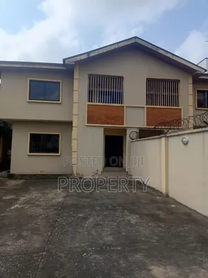 4 Bedroom Semi Detached
