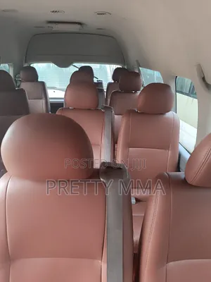 Toyota HiAce 2018 Beige