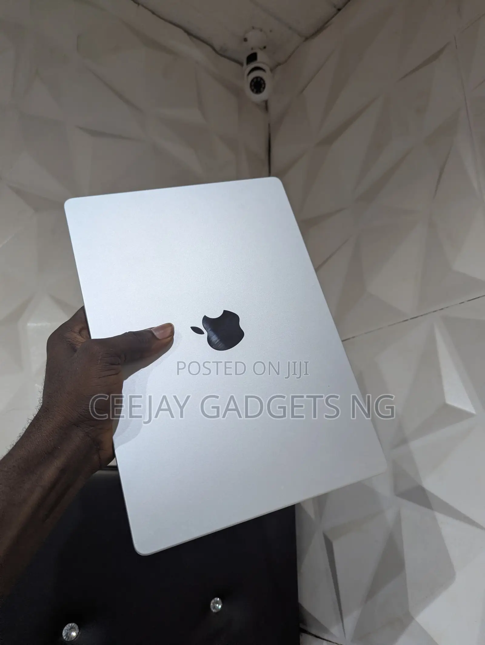 Laptop Apple MacBook Pro 2021 M1 32GB Apple M1 Pro SSD 512GB