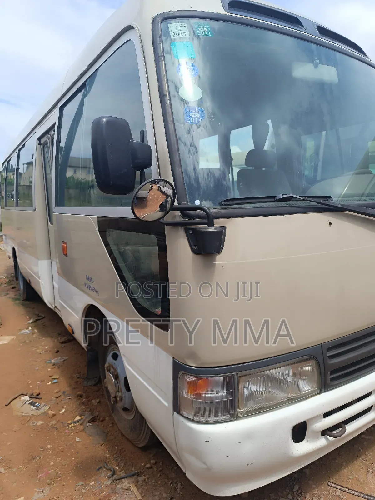 Toyota Coaster 2016 Beige