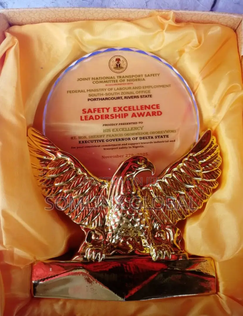 Eagle Golden, Glass Plaque
