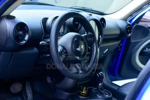 Mini Cooper 2013 Blue