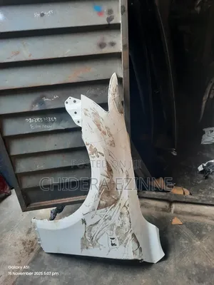 Lexus Is 250 Fender 2017 Model