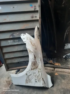 Lexus Is 250 Fender 2017 Model