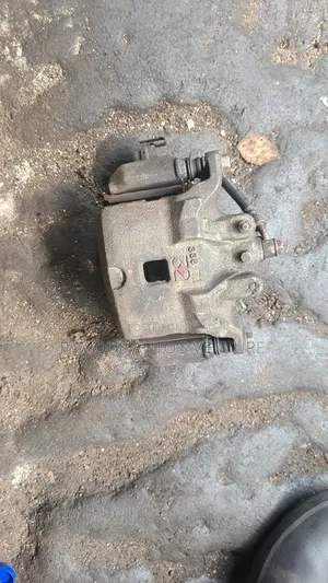 Caliper Nissan Versa 2008