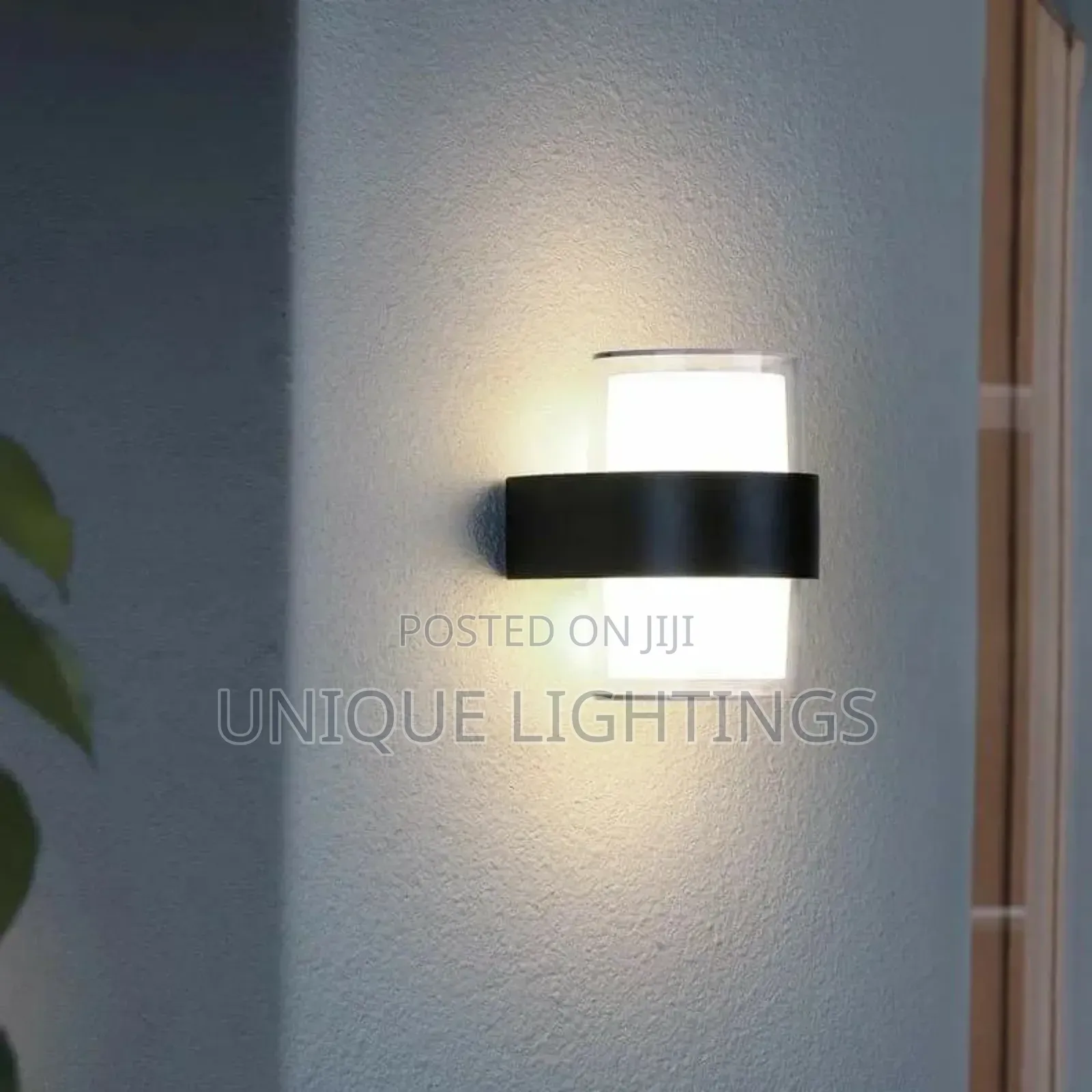 Outdoor Wall Light