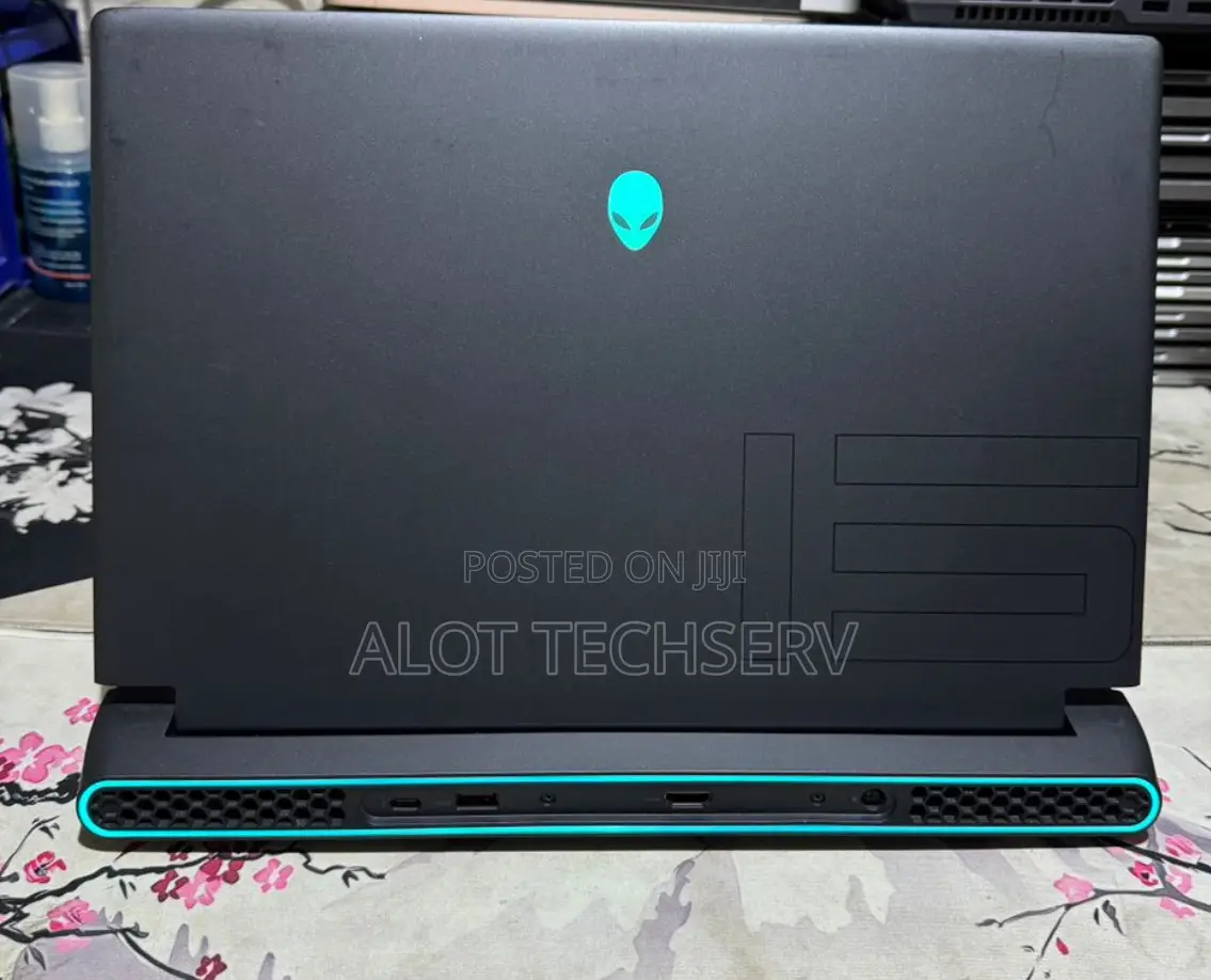 Laptop Dell Alienware 15 R3 16GB Intel Core i7 SSD 1T